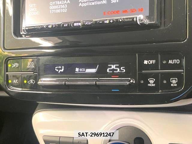 Toyota PRIUS 2017-08 366390-7