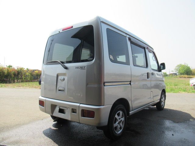 Daihatsu HIJET CARGO 2005-04 2124-10