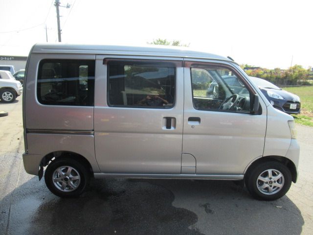Daihatsu HIJET CARGO 2005-04 2124-8