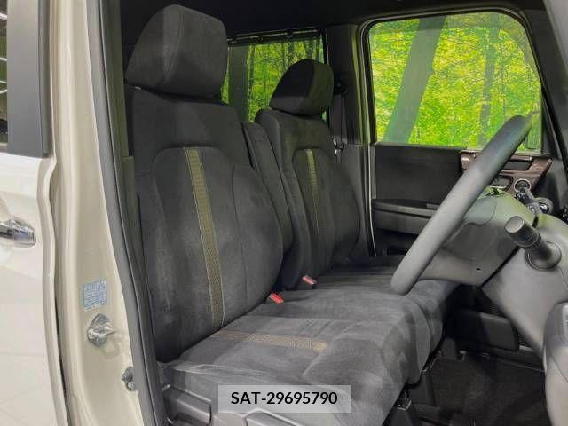 Honda N BOX CUSTOM 2019-10 349383-8