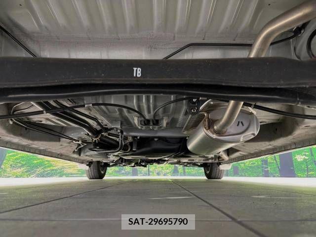 Honda N BOX CUSTOM 2019-10 349383-19