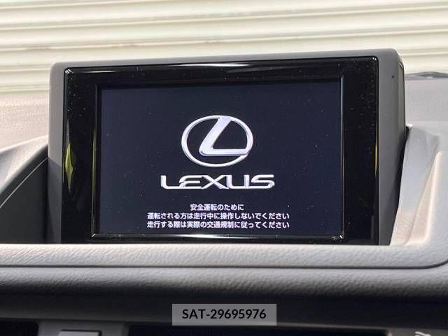 Lexus CT 2013-08 241101-2