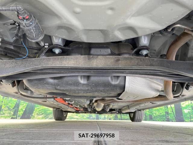 Toyota AQUA 2021-09 208914-18