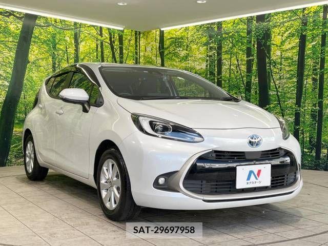 Toyota AQUA 2021-09 208914-15