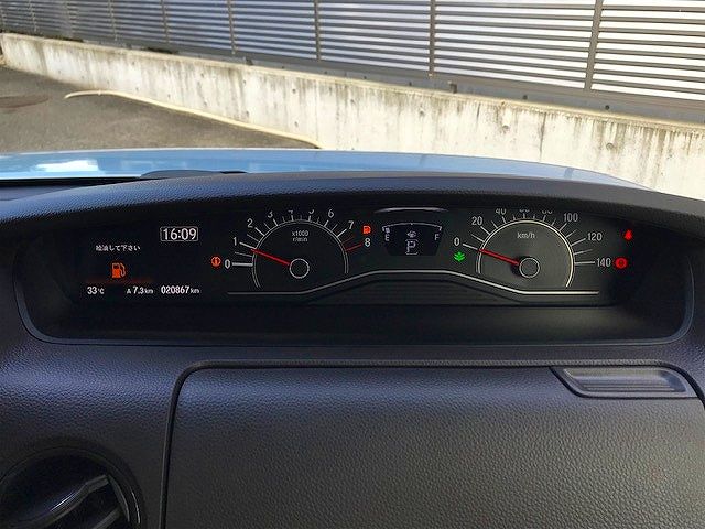 Honda N BOX 2018-01 10349-7