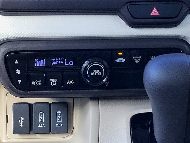 Honda N BOX 2018-01 10349-14