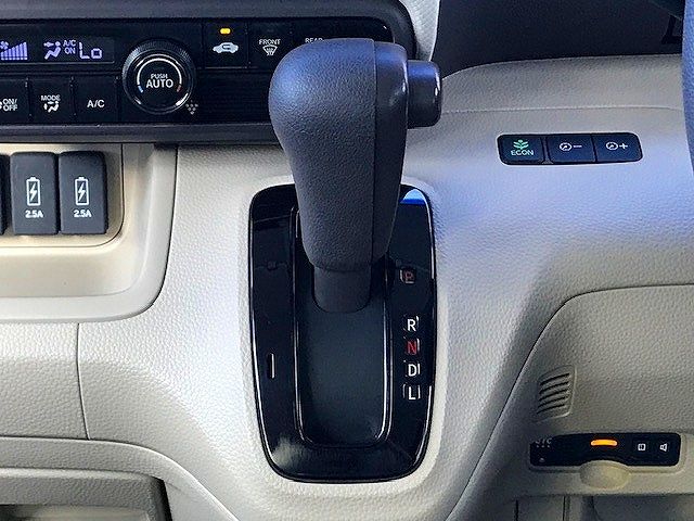 Honda N BOX 2018-01 10349-19