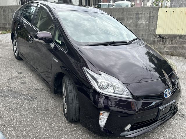 Toyota PRIUS 2012-05 8415-2