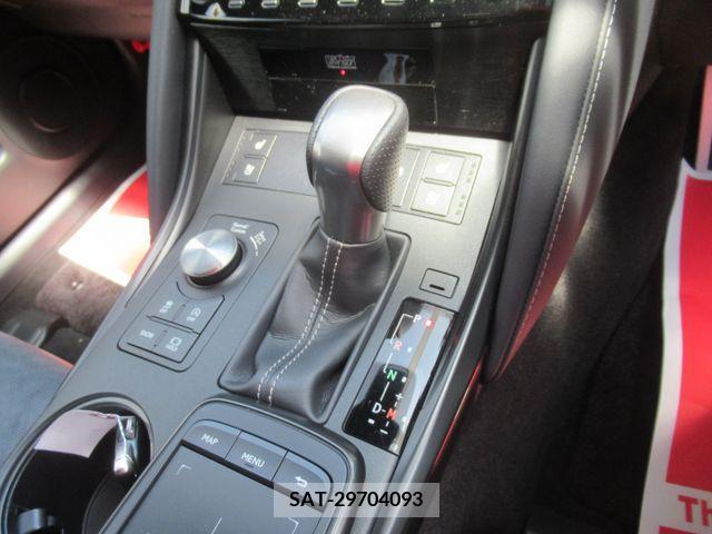 Lexus IS 2022-08 275425-19