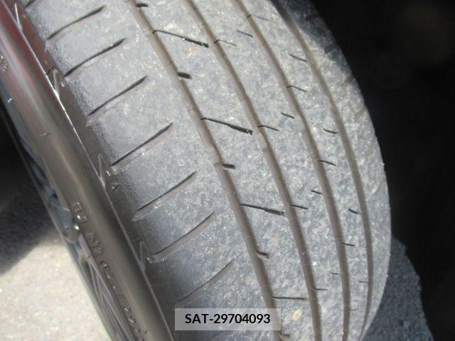 Lexus IS 2022-08 275425-14