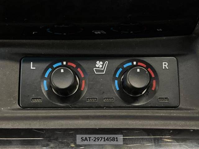 Toyota ALPHARD 2019-07 260271-7