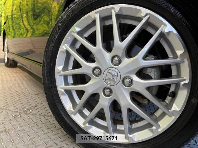 Honda N BOX 2022-06 307285-13