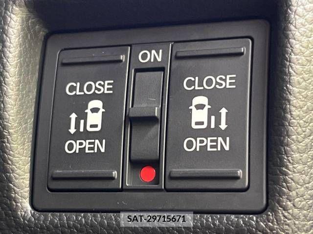 Honda N BOX 2022-06 307285-3