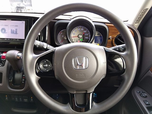 Honda N-ONE 2018-08 183045-21