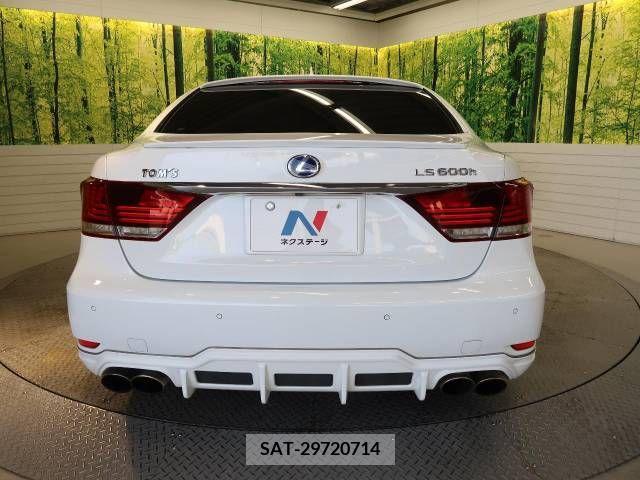 Lexus LS 2013-03 215625-15
