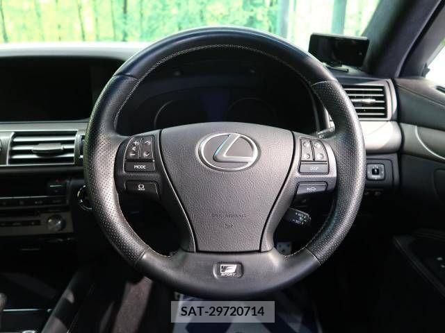 Lexus LS 2013-03 215625-12