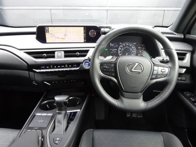 Lexus UX 2021-09 5016-14