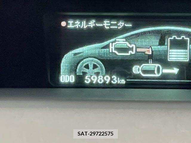 Toyota PRIUS PHV 2013-11 203939-28