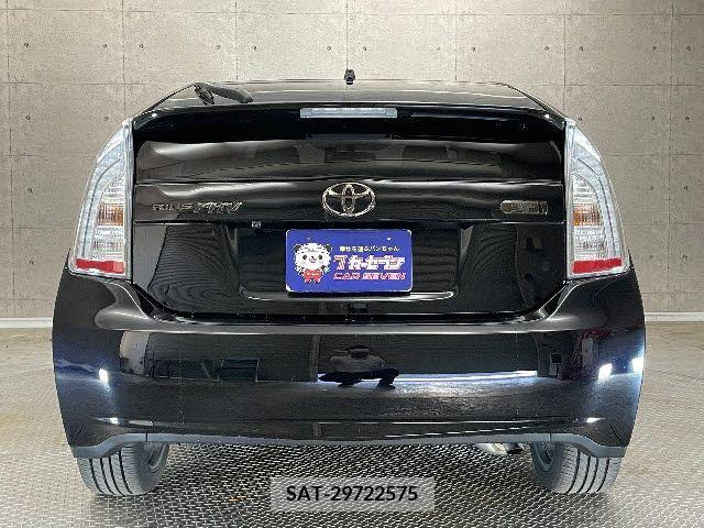 Toyota PRIUS PHV 2013-11 203939-6