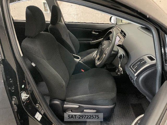Toyota PRIUS PHV 2013-11 203939-10