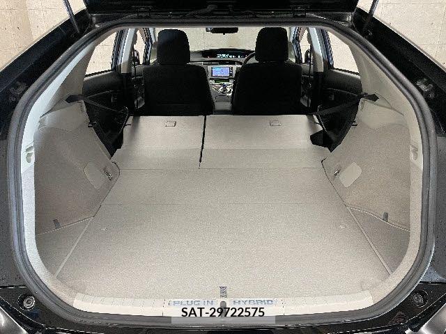 Toyota PRIUS PHV 2013-11 203939-15
