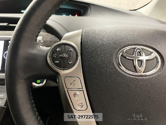 Toyota PRIUS PHV 2013-11 203939-23