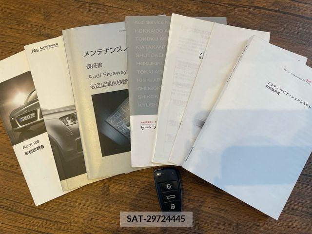 Audi R8 2011-12 379256-27