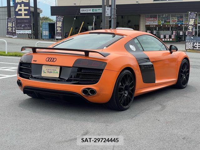 Audi R8 2011-12 379256-4