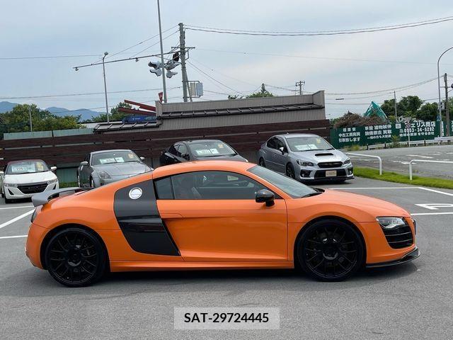 Audi R8 2011-12 379256-3
