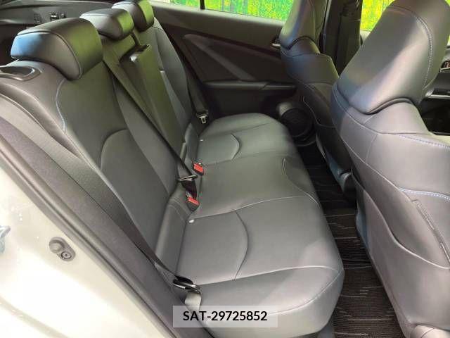 Toyota PRIUS 2021-10 220466-9