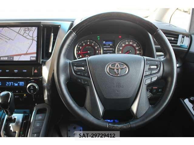 Toyota ALPHARD 2019-08 259214-4