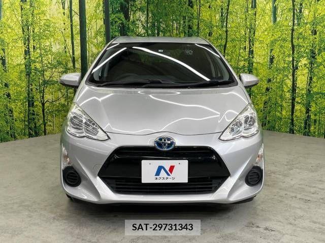 Toyota AQUA 2015-03 252514-14