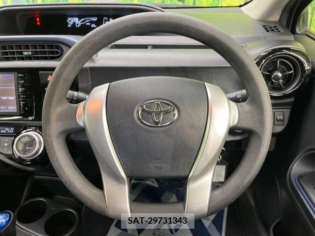 Toyota AQUA 2015-03 252514-11