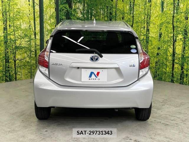 Toyota AQUA 2015-03 252514-15