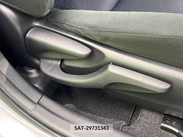 Toyota AQUA 2015-03 252514-6