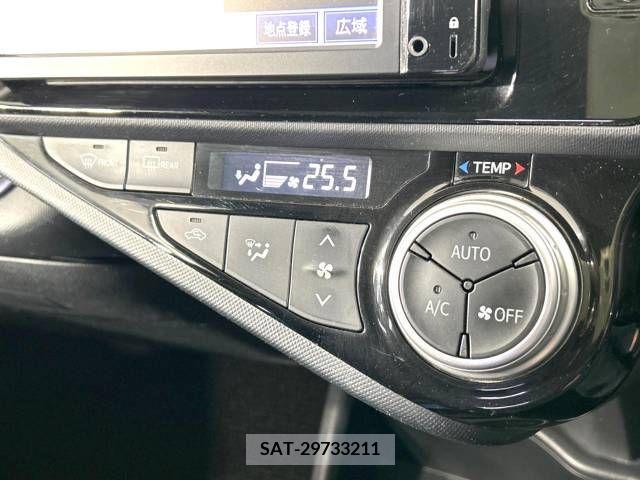 Toyota AQUA 2016-04 260637-4
