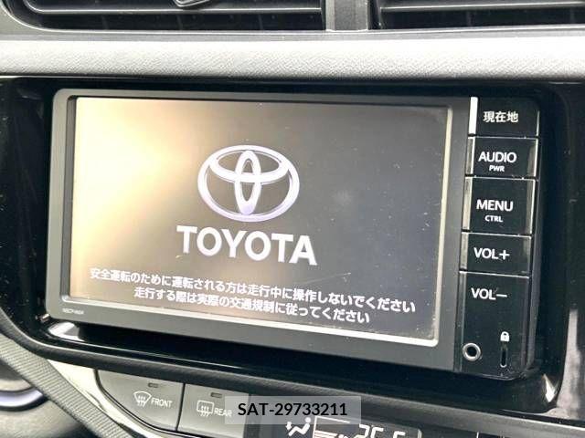 Toyota AQUA 2016-04 260637-2