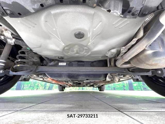 Toyota AQUA 2016-04 260637-19