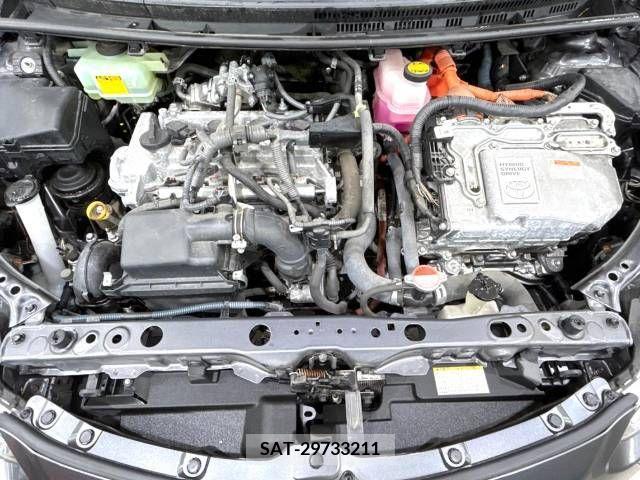 Toyota AQUA 2016-04 260637-18