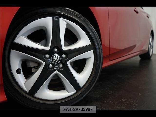 Toyota PRIUS 2016-09 353102-3