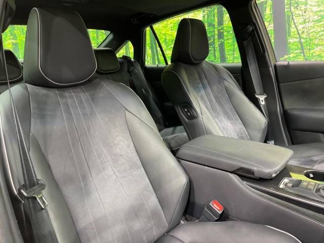 Toyota CROWN SEDAN 2019-02 7339-8