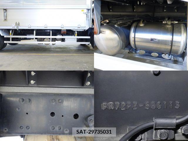 MITSUBISHI FUSO Fighter 2015-07 353133-9