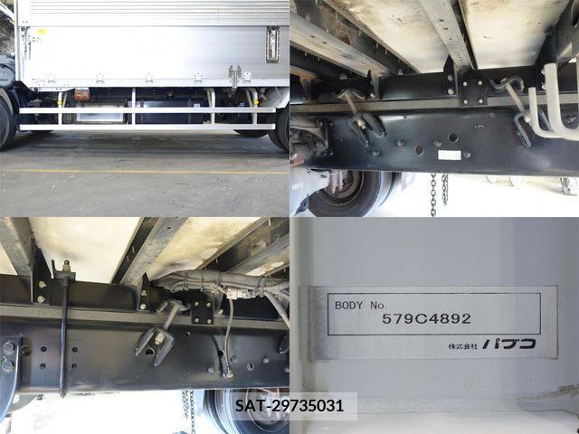 MITSUBISHI FUSO Fighter 2015-07 353133-10