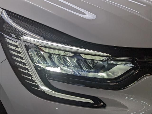 Renault CAPTUR 2022-08 19079-7