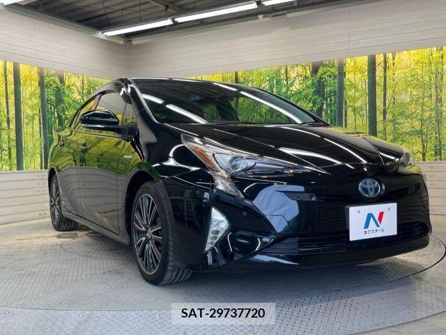 Toyota PRIUS 2017-09 366403-16