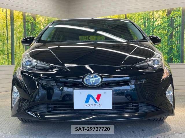 Toyota PRIUS 2017-09 366403-14