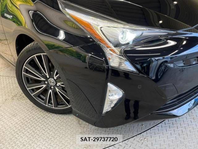 Toyota PRIUS 2017-09 366403-12