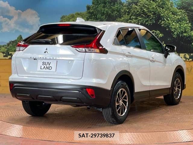 Mitsubishi ECLIPSE CROSS 2022-11 348337-17