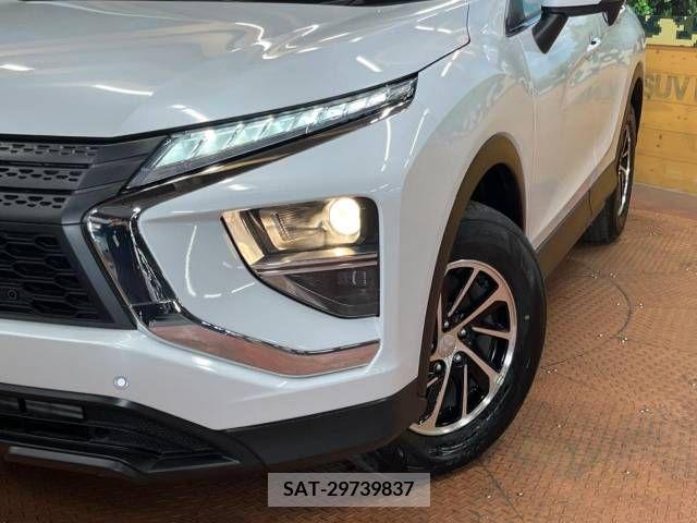 Mitsubishi ECLIPSE CROSS 2022-11 348337-12