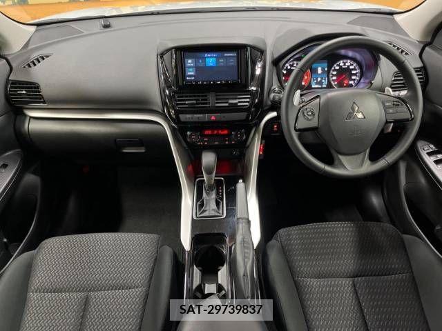 Mitsubishi ECLIPSE CROSS 2022-11 348337-1